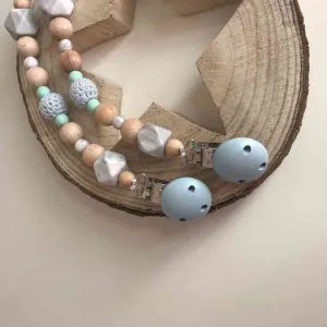 Arlo soother chain