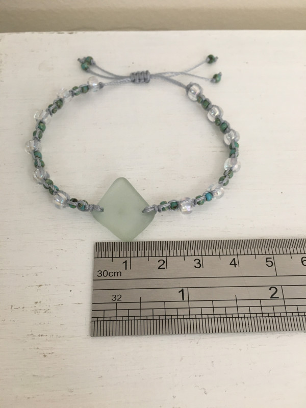 Aqua Sea Glass Macrame Bracelet - CC4748F3 7C54 40C1 B4EA D93857542CEF scaled