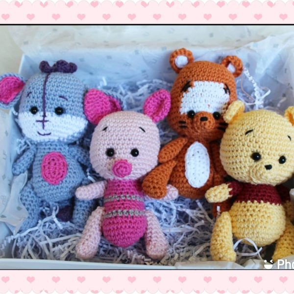 Set of 4 Miniature Pooh and Friends